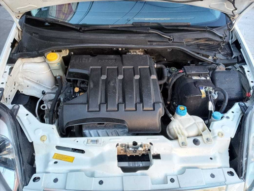 Fiat Punto 1.4 Attractive C/radio Integrada 2013