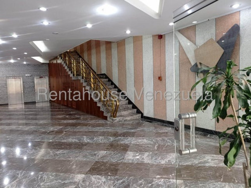 Se Vende Apartamento En Altamira Sur