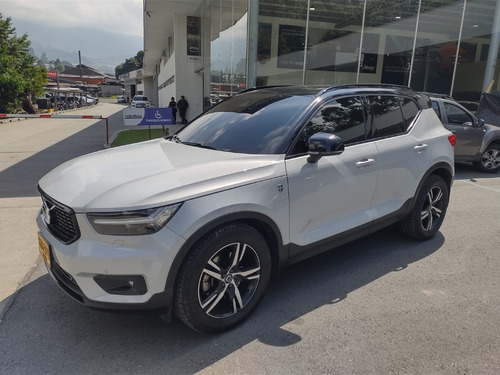 Volvo XC40 2.0 T5 Awd R-design