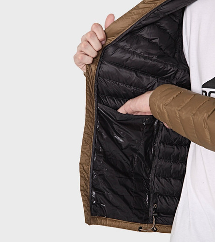 Campera Montagne Lando Inflable Pluma Duvet Hombre