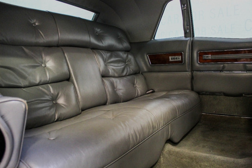 Imagem 10 de 11 de Cadillac Limousine