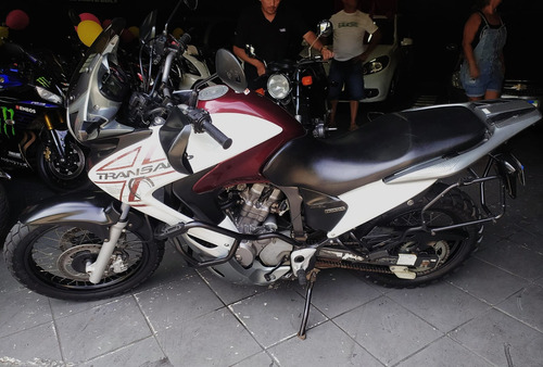 Xl 700v Transalp 2011