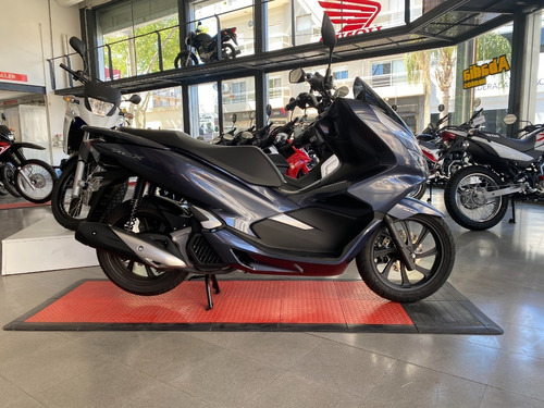 Imagen 4 de 16 de Honda Pcx 150 0km Entrega Inmediata