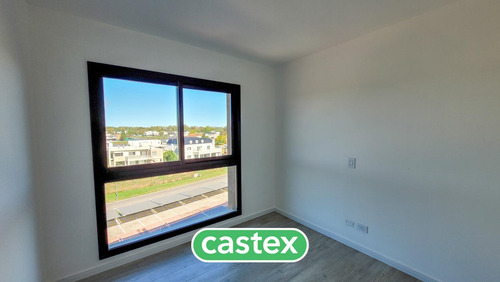 Departamento De Dos Ambientes En Venta En Canning, Terralagos