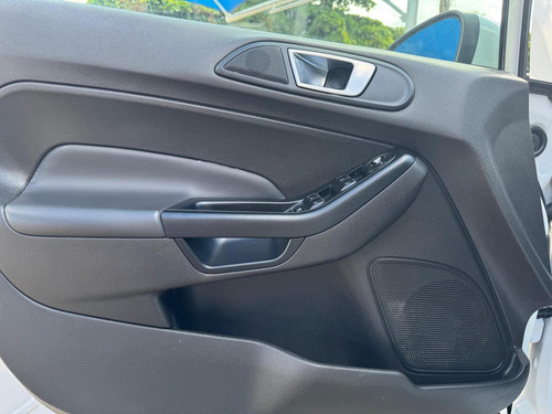 Ford Fiesta 1.6 Titanium Hatch 16v Flex 4p Powershift