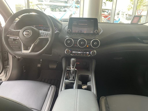 Imagen 10 de 14 de Nissan Sentra Exclusive 2.0 2023 0km