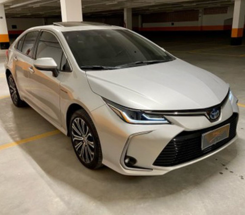 Imagem 1 de 4 de Toyota Altis 20/20
