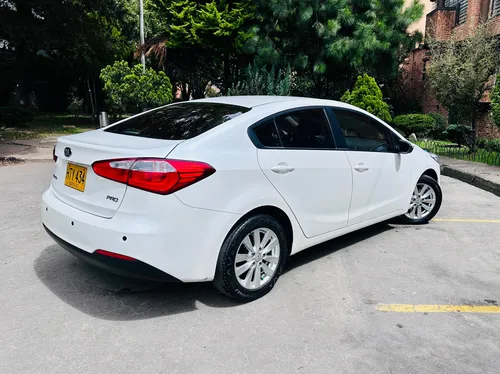 Kia CERATO PRO 1.6l