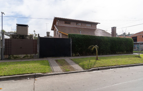 Venta Casa 4 Ambientes Hurlingham Apto Crédito