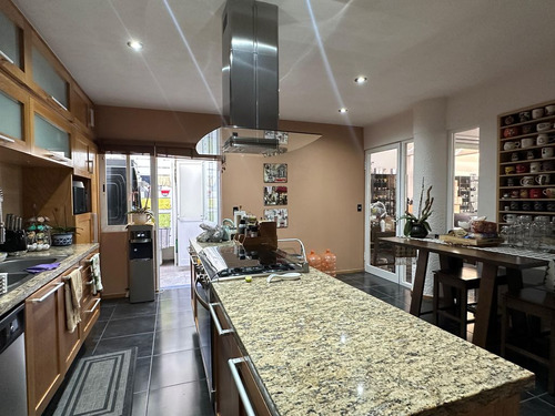 Casa Venta En Ave. La Asunción, Metepec