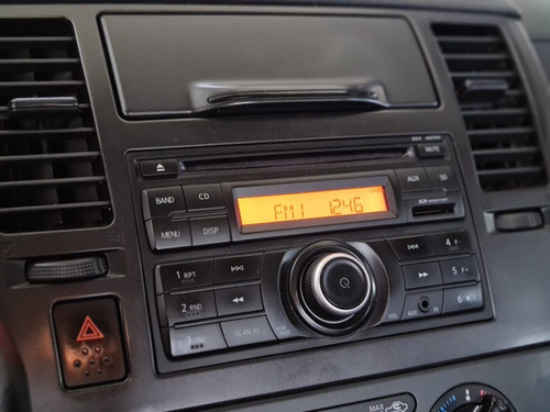 Imagen 7 de 14 de Nissan Tiida 2015
