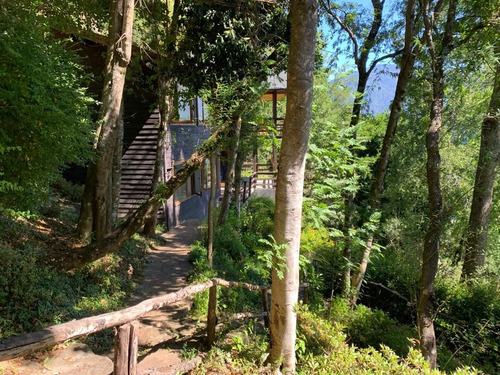 Casa En Venta De 12 Dorm. En Panguipulli