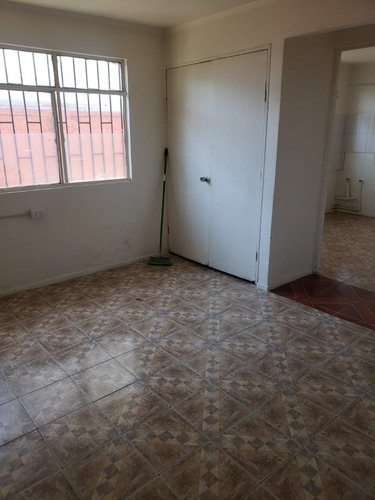 Local Con Excelente Ubicacion A 2 Cuadras De Plaza Maipu