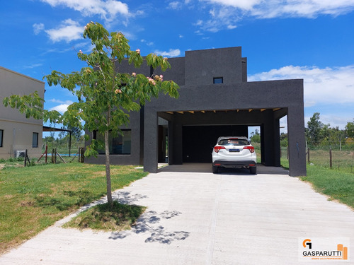 Casa En Venta En Puertos - Acacias A Estrenar! 5 Ambientes Con Pileta!