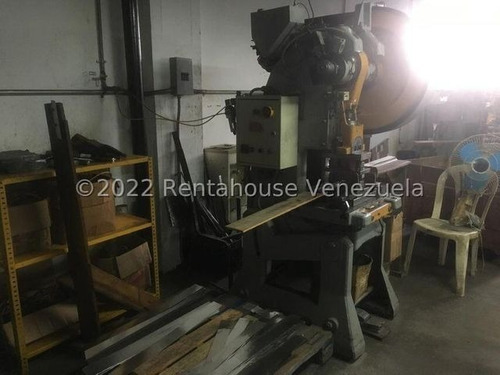 Imagen 8 de 13 de Nelida Pestana Vende Local En Lebrun Mls #23-12062
