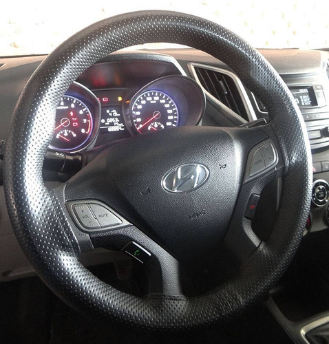 Imagem 7 de 12 de Hyundai Hb20s 1.0 Comfort Plus 12v Flex 4p Manual