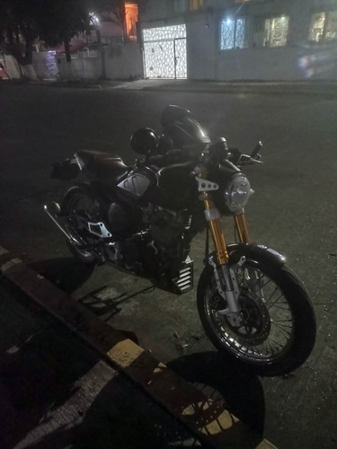 Moto Negra Con Barras Amarillas, Sin Adeudos Y Al 100
