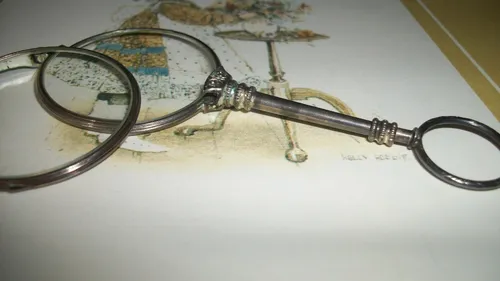 Antiguas Gafas De Ópera Plegables Automáticas Siglo Xix/xx (Usado)