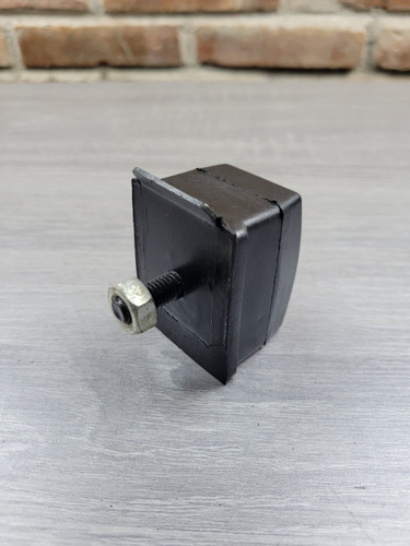 Buje De Montaje Del Capó Trasero A1714568000 F6ht16c658ab
