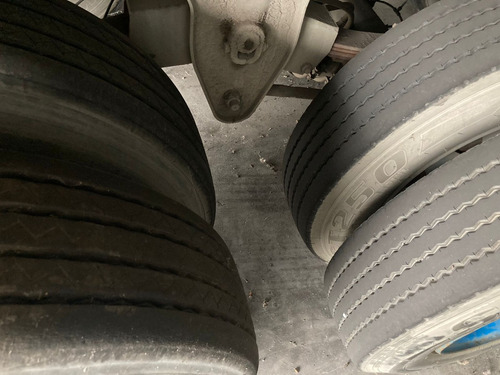 Carreta Grade Baixa Randon Ano 2000 De 12,4m Com Locker