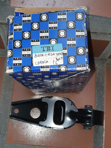 Base Trasera De La Caja Toyota Starlet 93/99 12371-11420