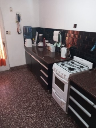 Imagen 2 de 21 de Venta Casa 2 Familias Moron Sur