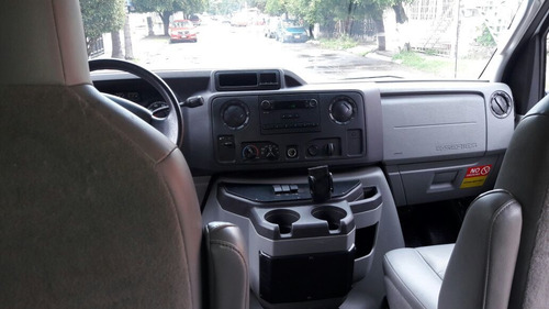 Imagen 13 de 14 de Ford 2010 Van Rampa Para Silla De Ruedas Minusvalidos
