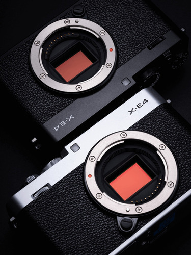 Câmera Fujifilm X-e4 Mirrorless 4k Prata (só Corpo)