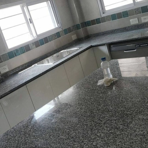 Imagen 2 de 5 de Mesadas De Cocina En Granito Y Mármol.