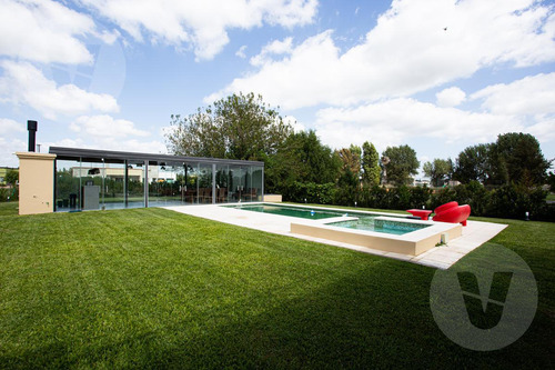 Casa En Venta - Barrio Fincas Del Alba, Canning