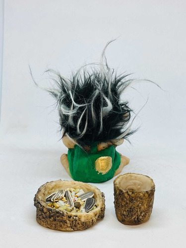 Troll Entendimiento 8 Cm Figura De Resina Nacional.
