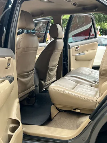 Toyota Fortuner SR5 2.7L GASOLINA 4X2 AT