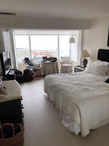 Imagen 11 de 18 de Amplio Apartamento De 4 Dormitorios En Primera Linea! - Punta Del Este Punta Del Este