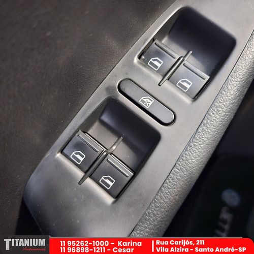 Volkswagen Jetta COMFORTLINE 2.0 T.FLEX 8V 4P TIPT.