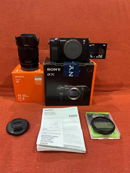 Cámara Sony A7c + Lente Sony Fe 1.8 35mm