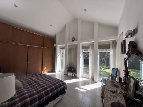 Casa De 1 Planta / En El Corazón De Balvanera/ Avenida St Andrew