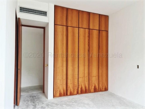 Apartamento En Venta, Los Campitos I Mls #24-25198 Sc