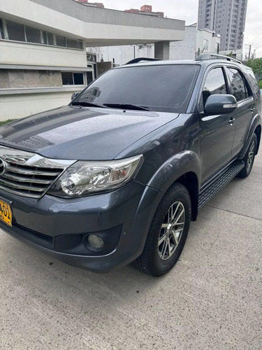 Toyota Fortuner 2.7l 4x2