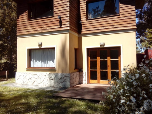 Imagen 2 de 15 de Alquiler Casa Bosque Peralta Ramos