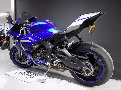 Yamaha R1 Azul 2020