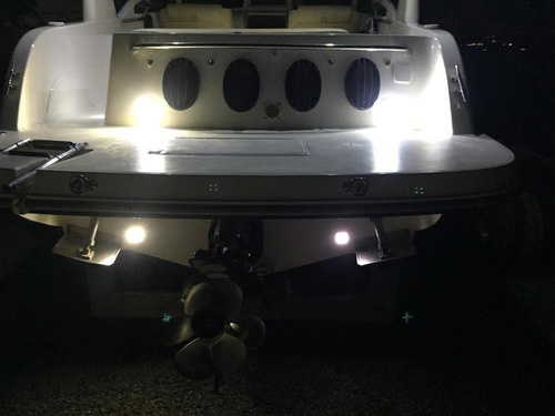 Imagem 7 de 15 de Lancha Magna 27.8 Com Mercruiser 6.2 320hp Ano 2007
