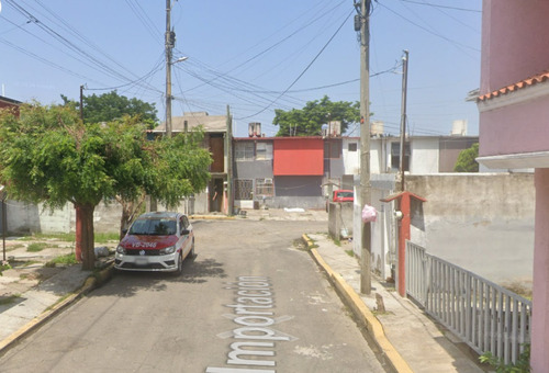 Casa En Venta De Remate Bancario Importación, Aries Ii, 91799 Veracruz, Ver. -jcbb2