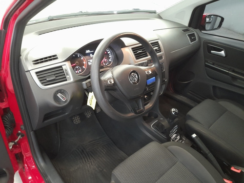 Imagen 8 de 18 de Volkswagen Fox 2018 1.6 Highline