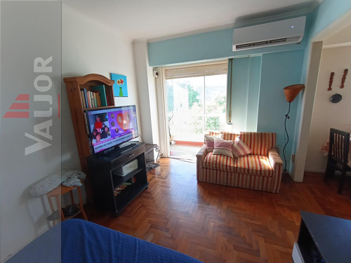 Departamento De 3 Amb Al Frente C/balcon!!! 2do. X Escalera - Ideal Inversor (alquilado)