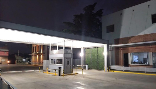 Imagen 3 de 20 de Depósito - Munro
