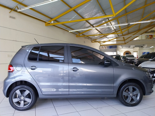 Volkswagen Fox 1.6 Connect Total Flex 5p