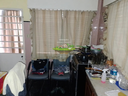 Se Vende Hermosa Y Amplia Casa En Barrio Cerro