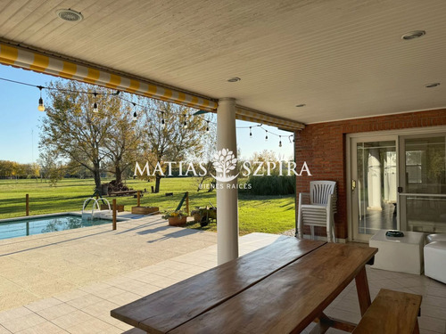 Casa En Venta En Los Puentes