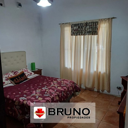Casa En Venta En Parque San Martin