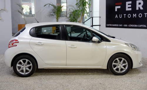 Peugeot 208 Allure 1.5 Nafta 2014 Blanco Excelente Estado!!!
